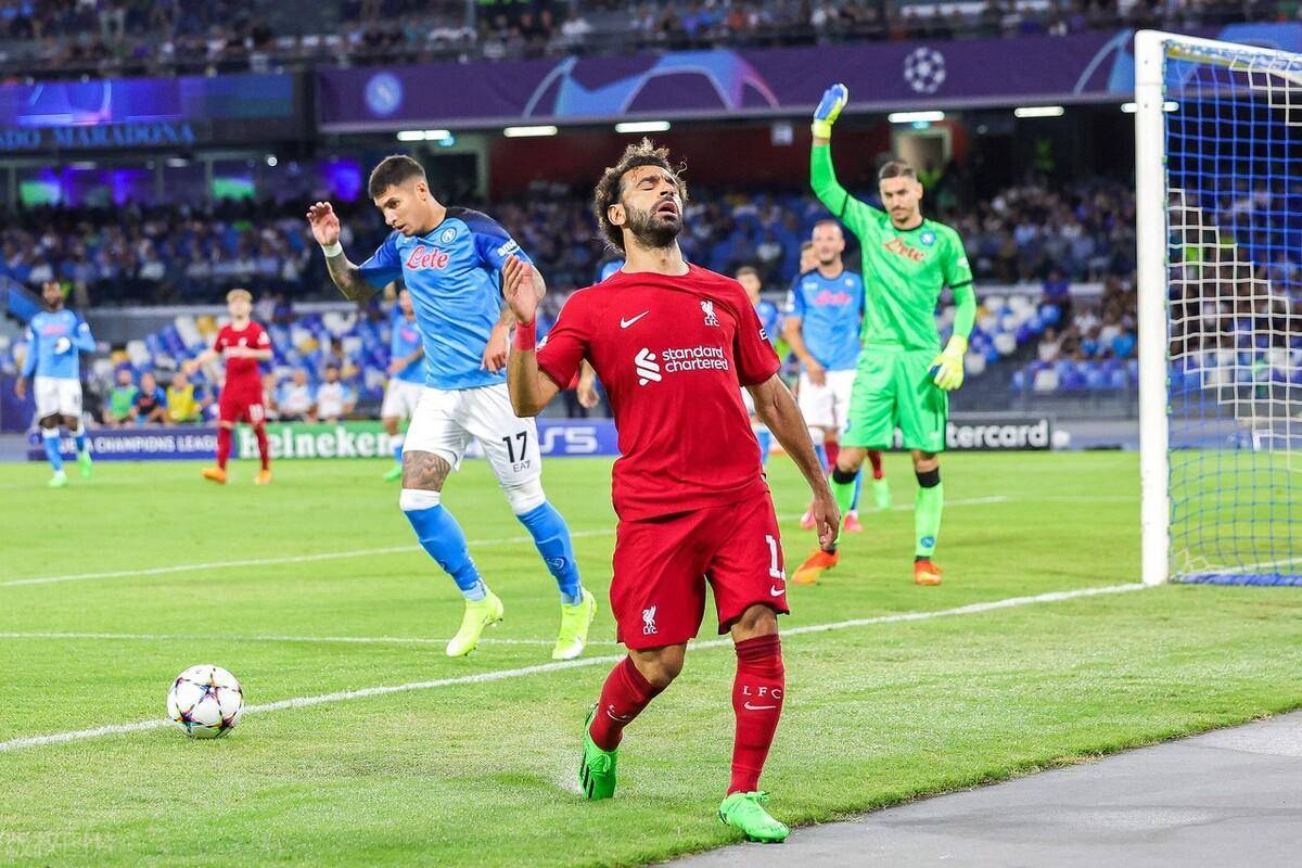 包含多特蒙德绝杀那不勒斯,贝尔扑点救主德甲的词条 包含多特蒙德绝杀那不勒斯,贝尔扑点救主德甲的词条