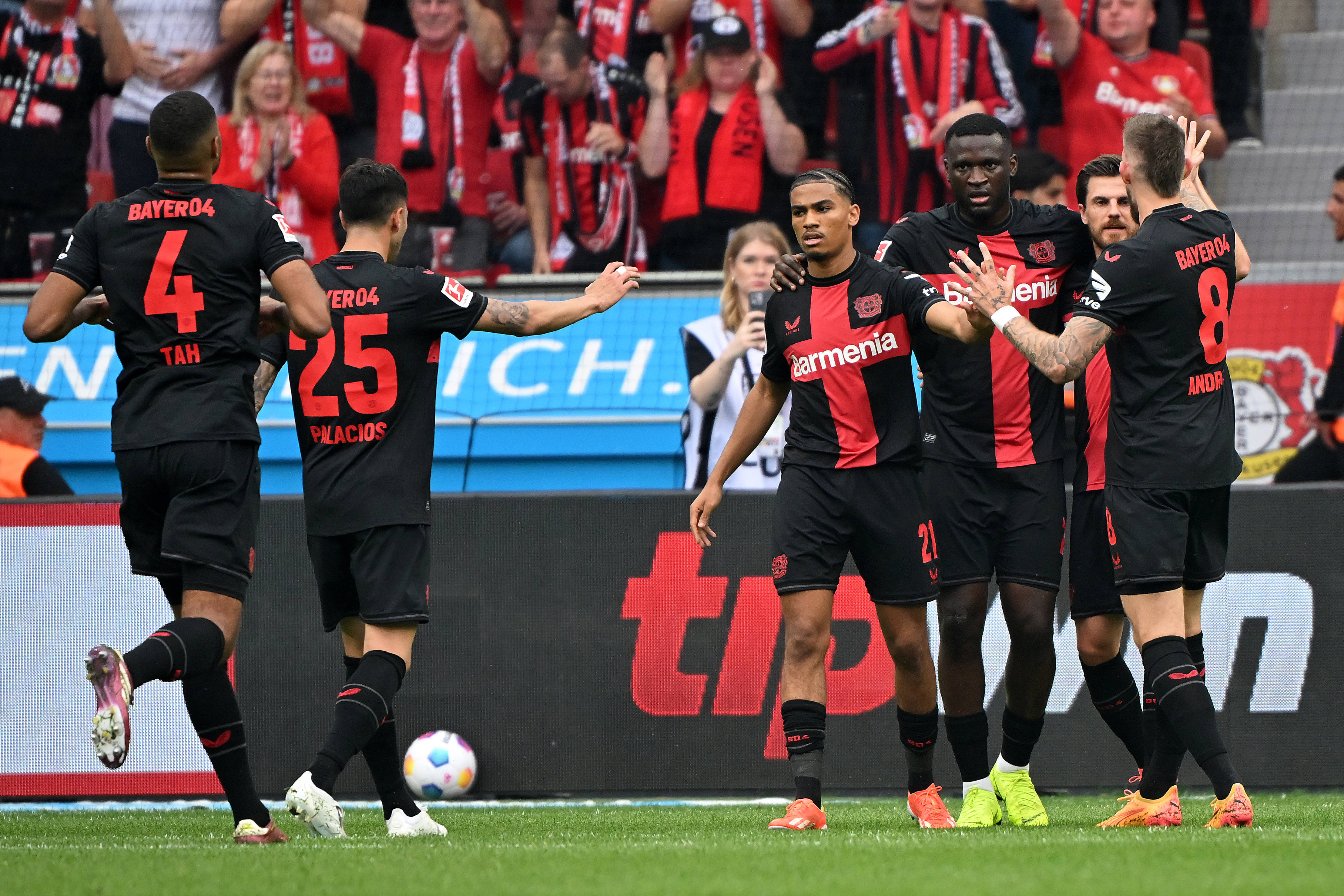 关于勒沃库森胜出,稳居中游积分榜的信息 关于勒沃库森胜出,稳居中游积分榜的信息